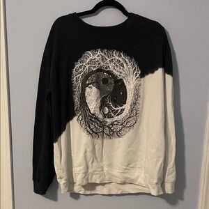 Monochrome Yin-Yang Crew Neck Sweater